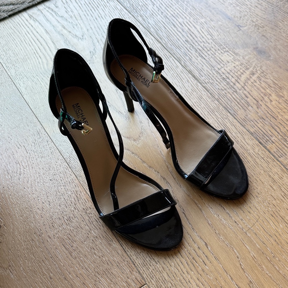 Michael Kors Glossy Black Heels